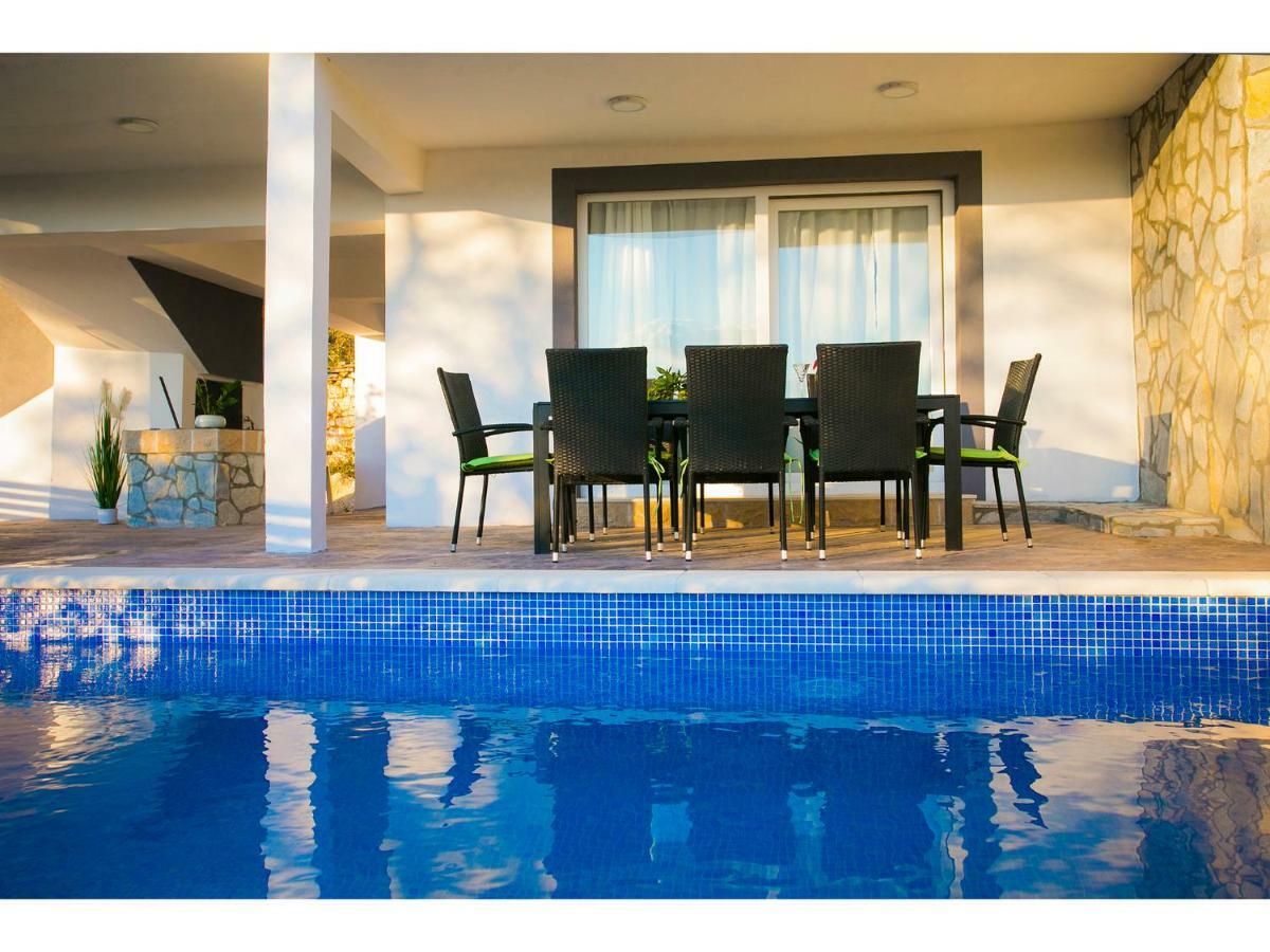 Villa Croatia Sea View With Heated Pool Vinišće Eksteriør billede