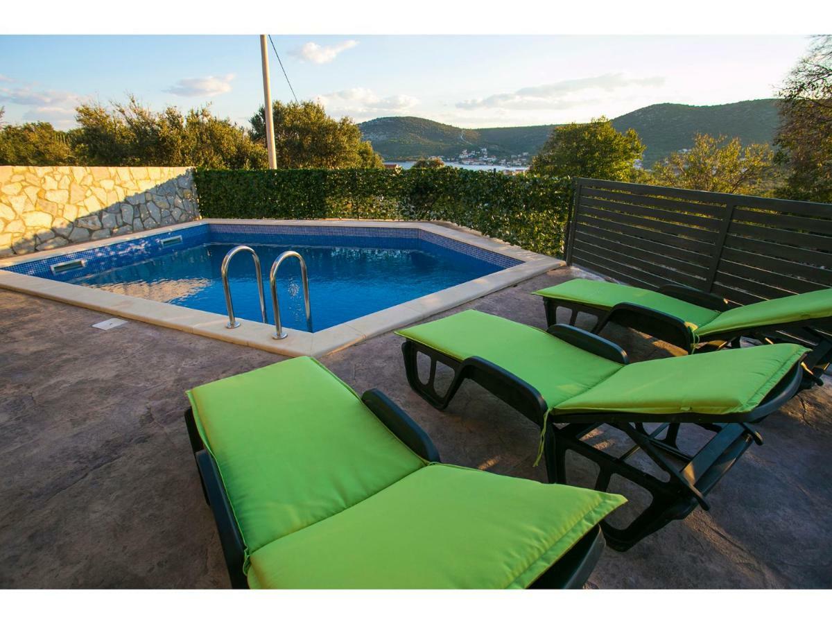 Villa Croatia Sea View With Heated Pool Vinišće Eksteriør billede