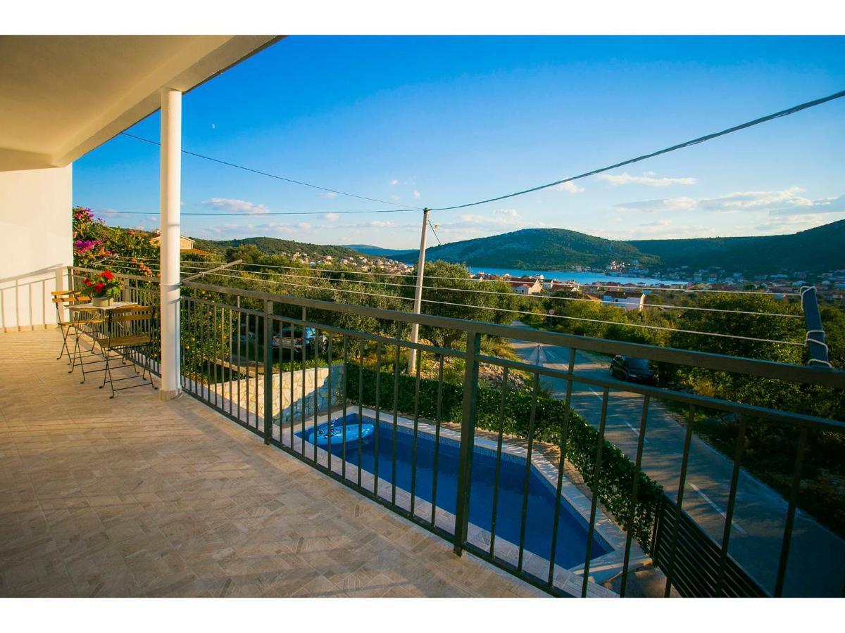 Villa Croatia Sea View With Heated Pool Vinišće Eksteriør billede