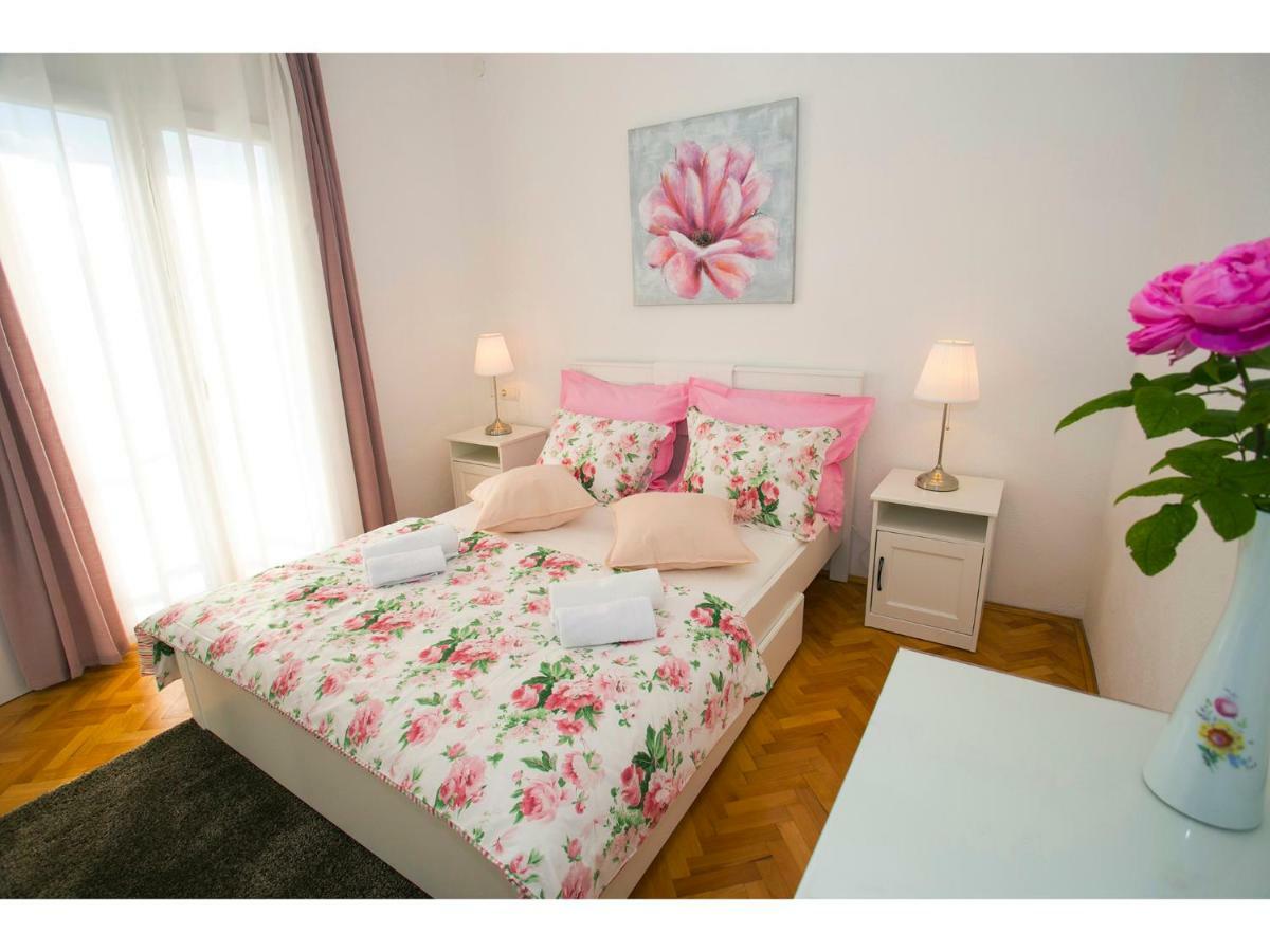 Villa Croatia Sea View With Heated Pool Vinišće Eksteriør billede